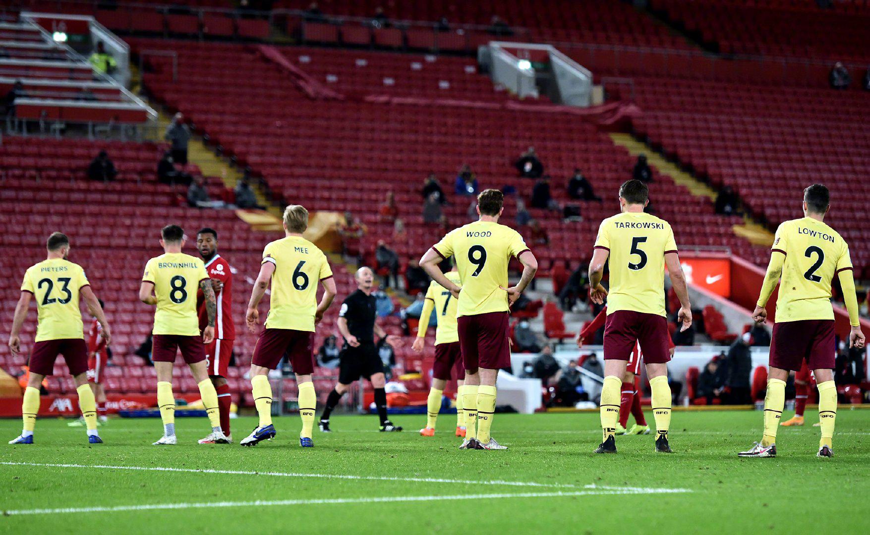 上击败多位 上击败多位